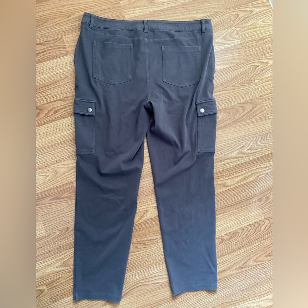 Lisa Rinna Collection pants 16 - Picture 10 of 10